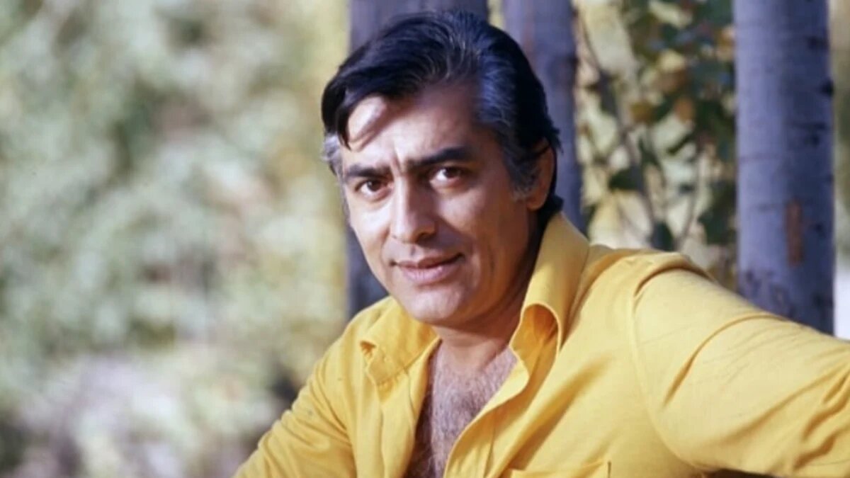 عکس/ فردین در تئاتر پارس لاله‌زار؛ اواخر دهه ۴۰