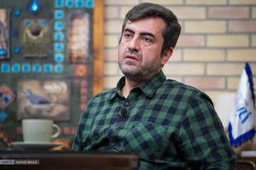 پشت موج عروسک زشت لبوبو، اقتصاد خوابیده نه فرهنگ!