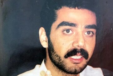 عکس/ عدی پسر بی‌رحم صدام در حال موتورسواری با همسر و فرزندش؛ دهه ۶۰