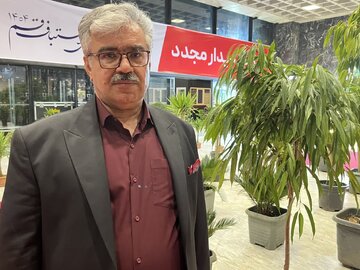 ضرورت تثبیت جایگاه فرش ابریشم قم در عرصه بین‌المللی