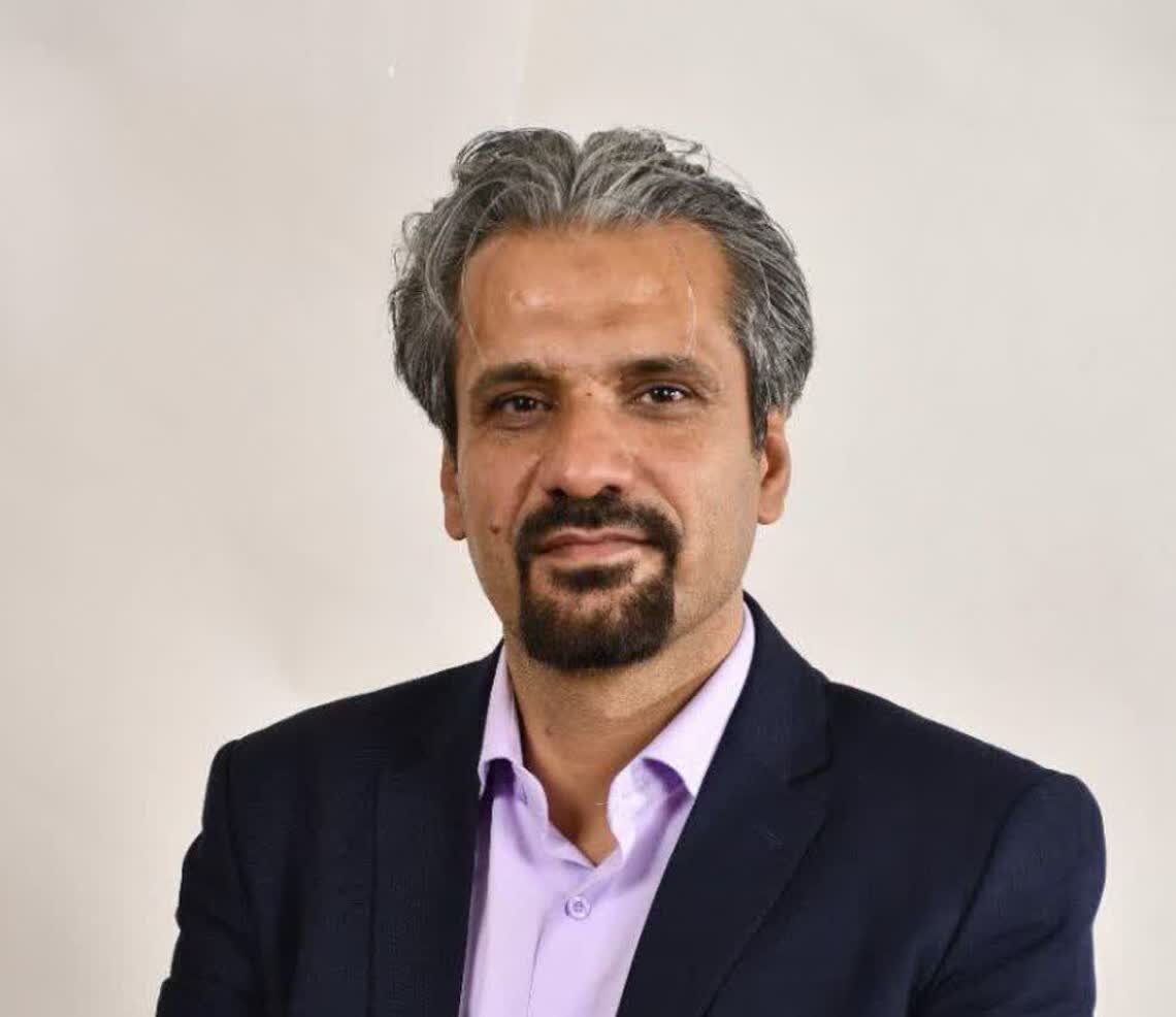 چاپ دهمین کتاب استاد تمام دانشگاه آزاد اسلامی سمنان