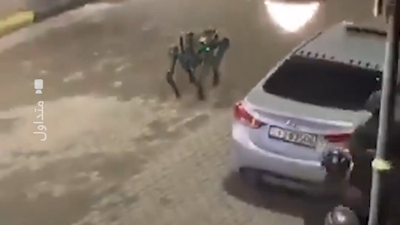 درگیری مسلحانه در اردن؛ افراد تکفیری مادر خود را سپر انسانی کردند/ عملیات یورش به الرمثا با یک ربات انجام شد/ عکس