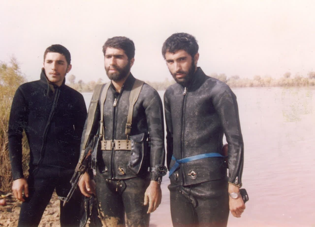 غواصی که در راستای شرکت در ماموریت، اقدام به پرداخت رشوه کرد!