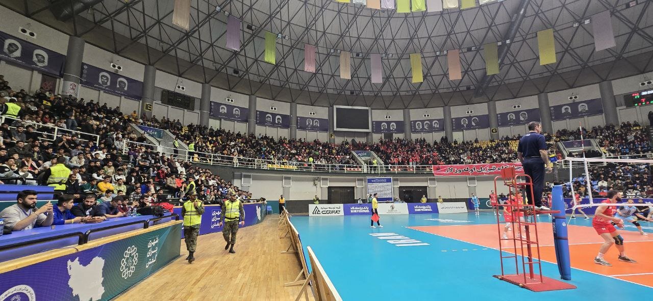 در روز آلوده شهر ارومیه، نماینده شهر عاشقان والیبال قدرت خود را به گرگانی‌ها دیکته کرد