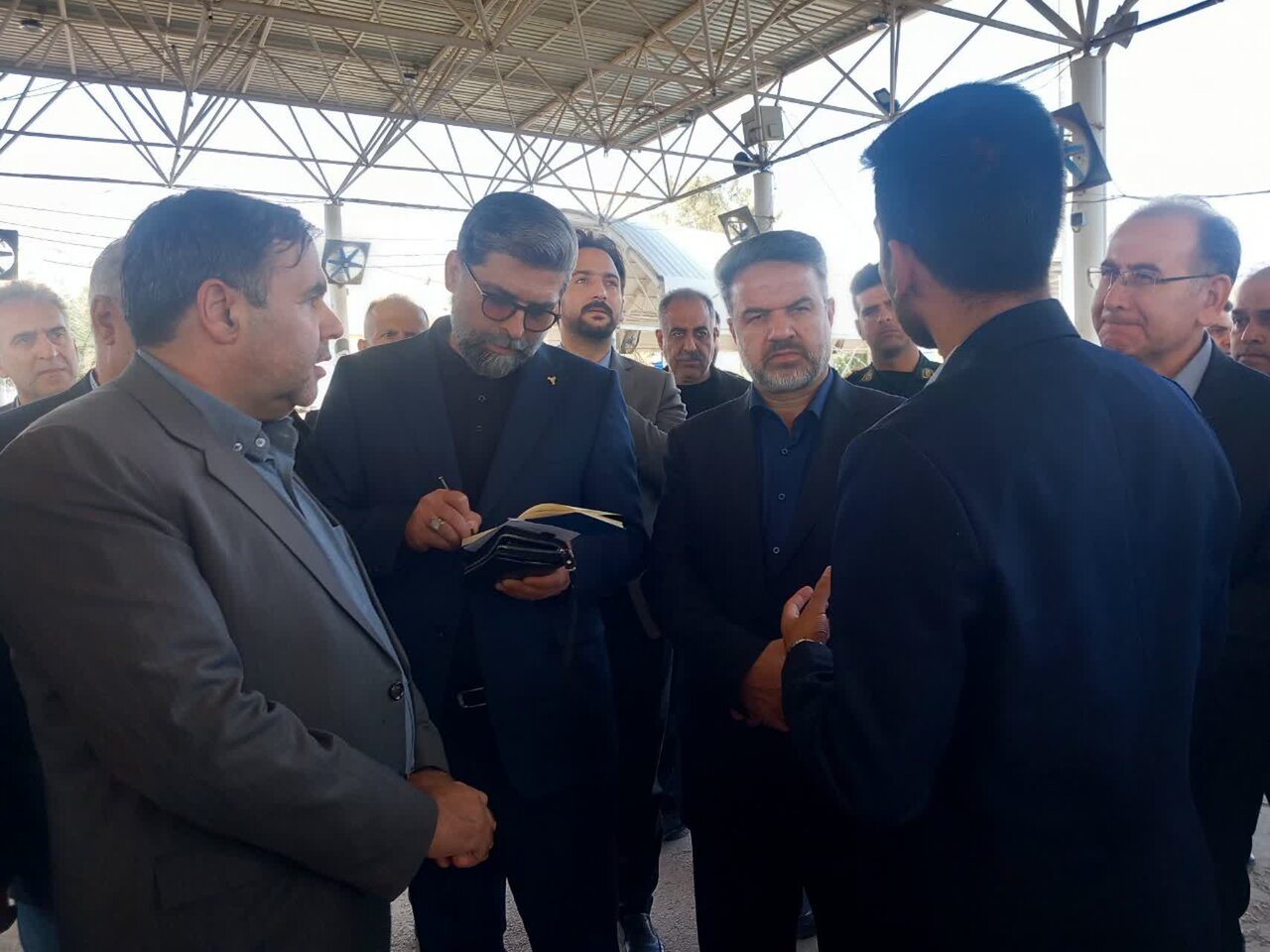 دیدار مدیرعامل سازمان گسترش و نوسازی صنایع ایران از مرزهای خسروی و پرویزخان