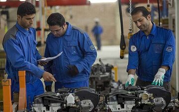 خبر ویژه از تدوین مکانیزم جدید در تدوین قوانین کار / چند درصد نیروی کار در ایران دهه هفتادی هستند؟