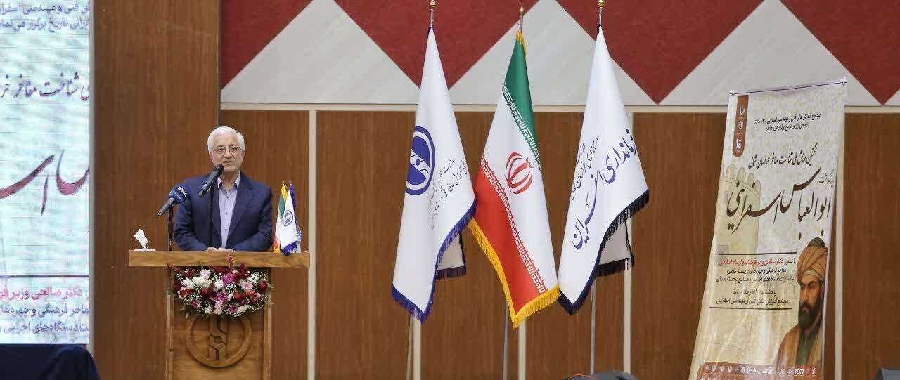 تأکید استاندار خراسان شمالی بر نقش مفاخر در تقویت هویت فرهنگی و توسعه خراسان شمالی