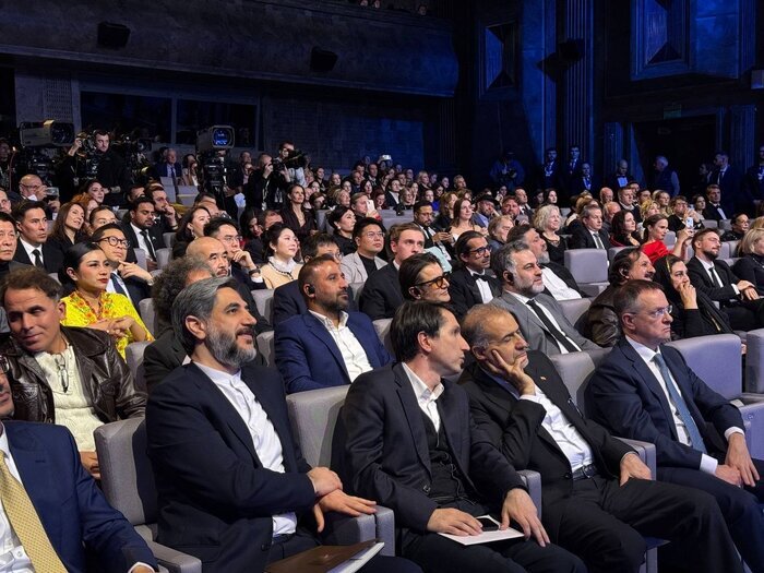 ببینید | جایزه ویژه جشنواره فیلم اوراسیا به مجیدی رسید