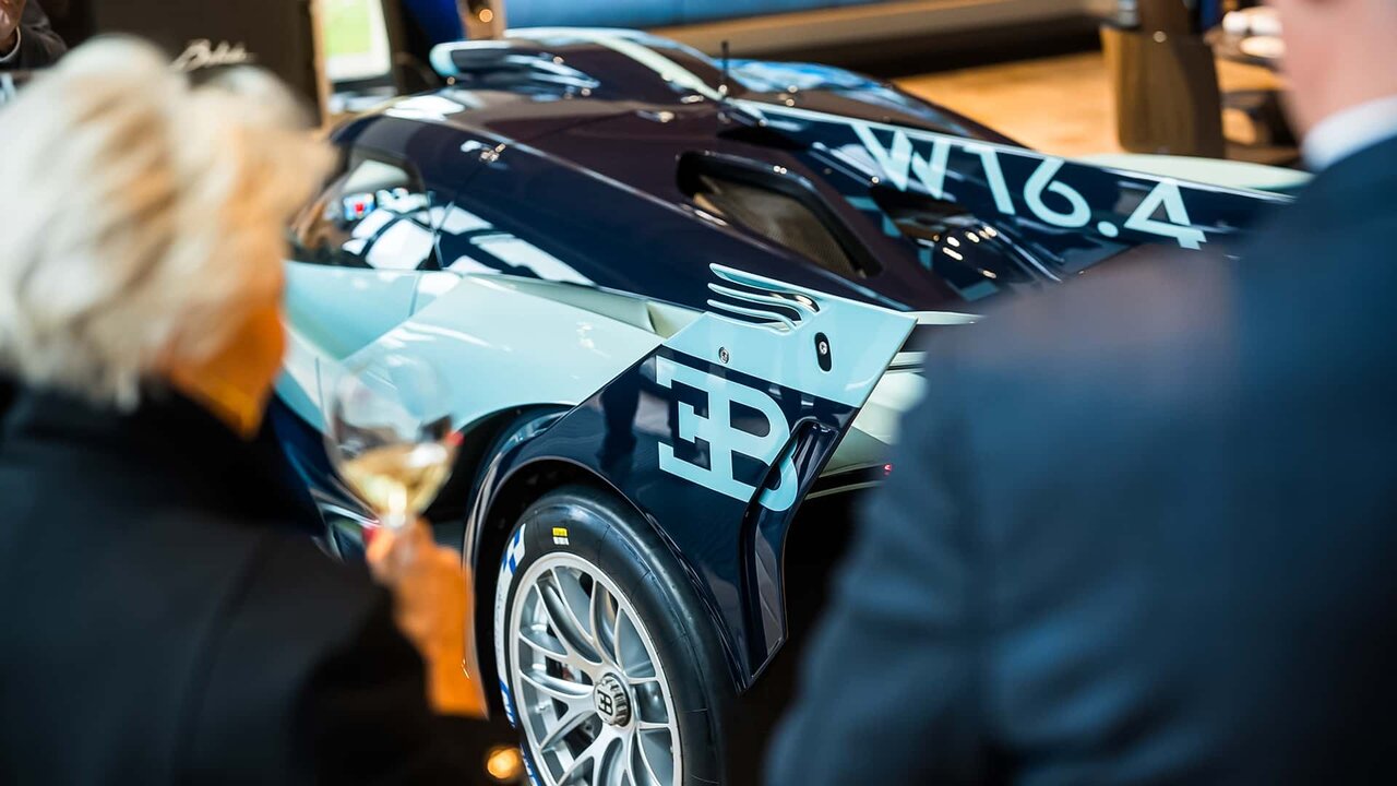 رانندگی با این خودرو در جادههای عمومی ممنوع است!