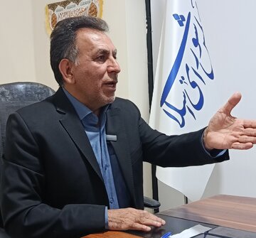 رشد اقتصادی در لرستان واقعی نیست/  آمارها ی اشتباه زبان نماینده را قفل می کند