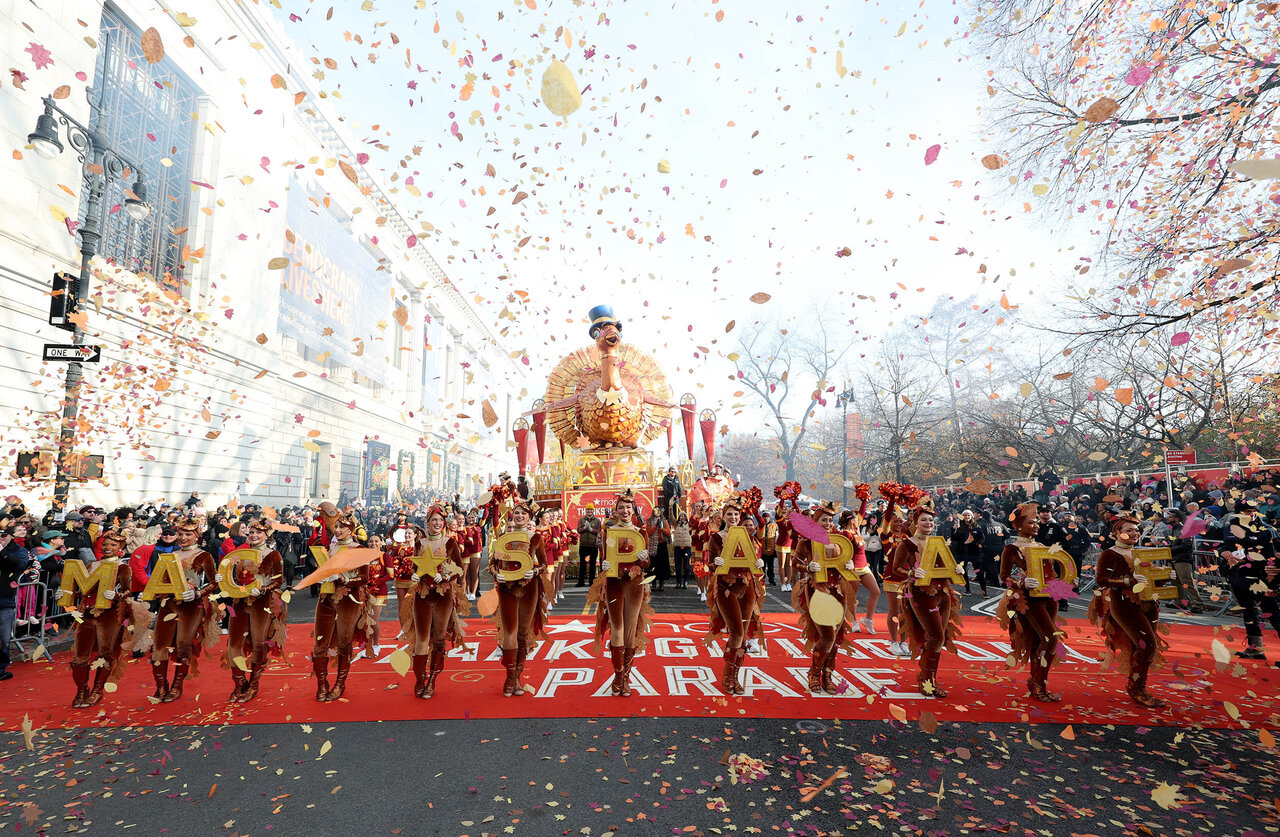 رکوردشکنی تاریخی در آمریکا؛ رژه روز شکرگزاری با 34.3 میلیون بیننده غوغا کرد 3