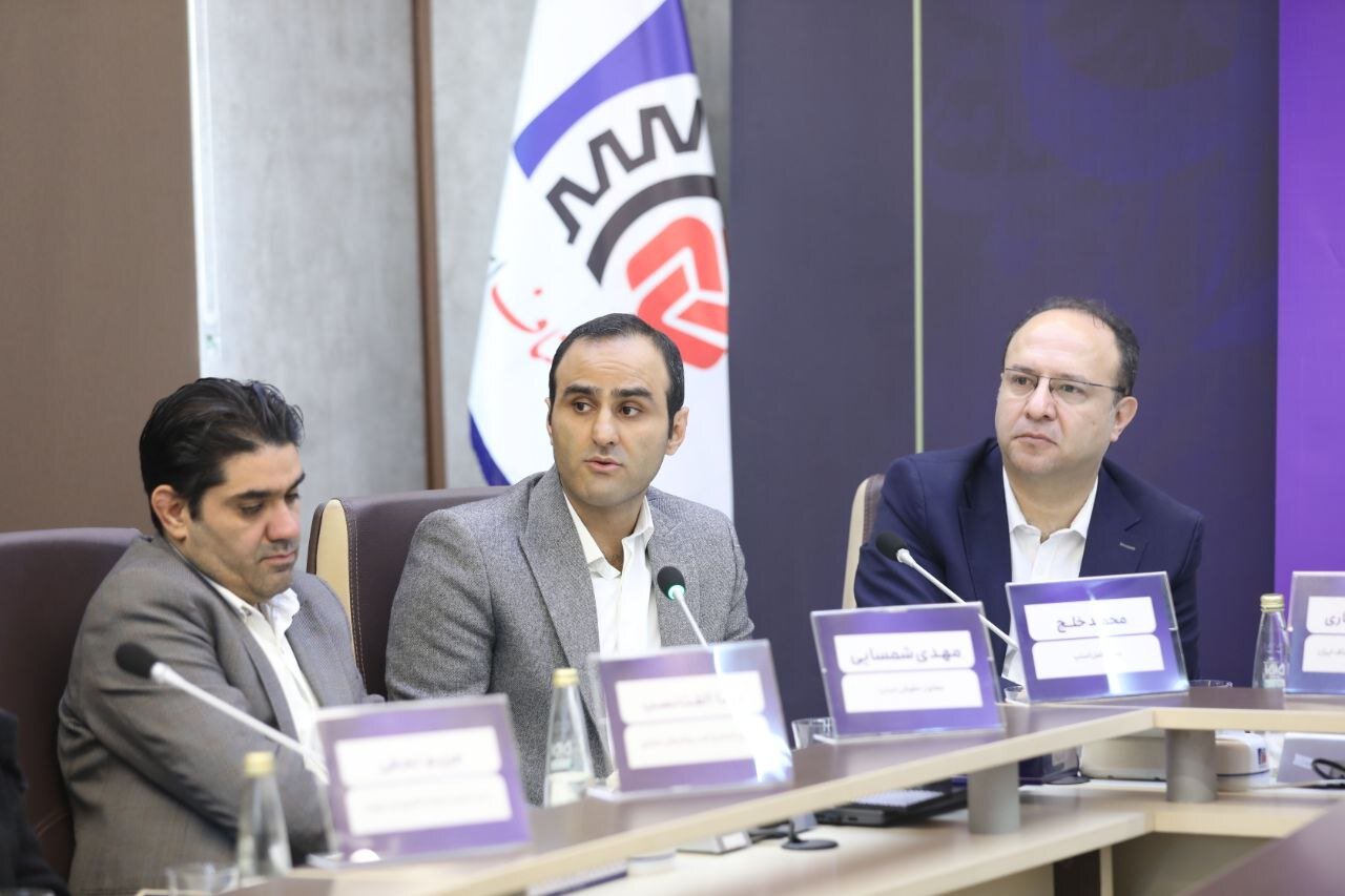 پلتفرم‌ها و نهادهای صنفی اقتصاد دیجیتال حامی بیمه رانندگان، اما مخالف روش اجباری‌اند 4