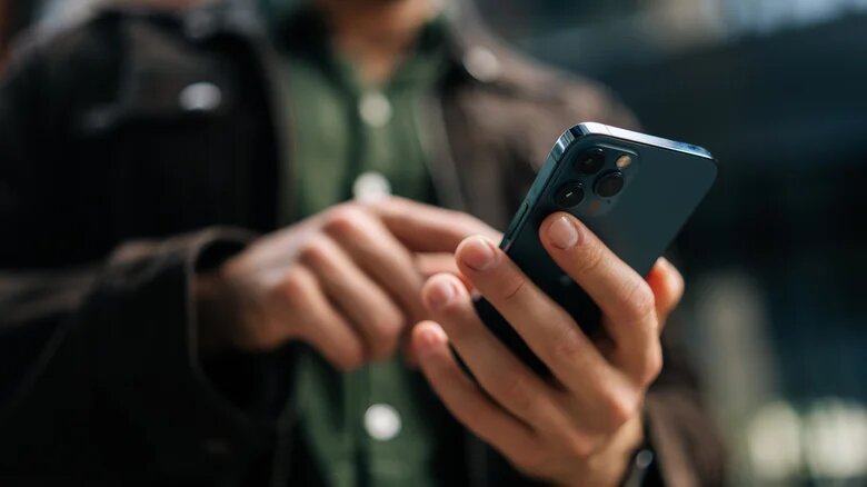 کدام سیستمعامل گوشی امنیت بیشتری دارد؛ اندورید یا iOS؟