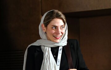 همیشه رویای کار کردن در ایران را داشتم / «دو روی پاییز» چطور ساخته شد؟