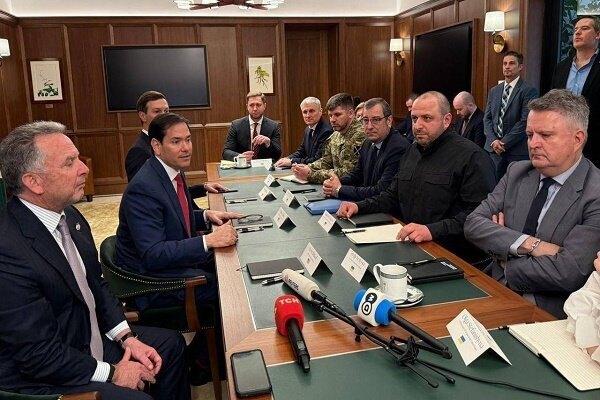 نشست هیئت‌های اوکراینی و آمریکایی پایان یافت؛ ویتکاف به مسکو می‌رود