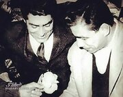 عکسی که فردین به عنوان یادگاری به تختی داد!