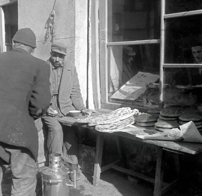 تصاویری از تهران ۱۳۳۵ که توسط «ایتالیایی دیوانه» ثبت شده است