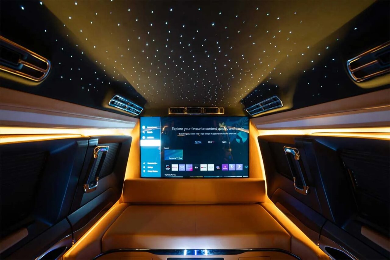 تویوتا لندکروز هندی / لیموزینی با کابین لوکس‌تر از رولزرویس!