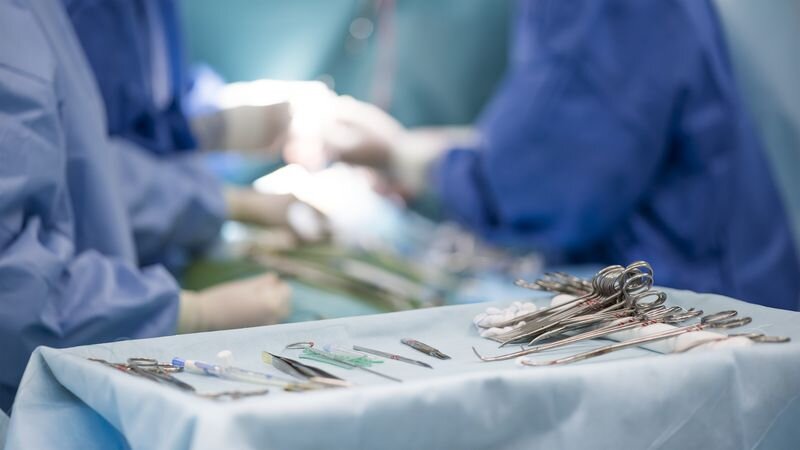 مهم‌تر از 5 سکه زیرمیزی انتظار چهار ساله برای جراحی بود / قبلا پزشکان عمومی مهاجرت می‌کردند حالا متخصصان / صف انتظار برای جراحی اطفال دو سال است 4