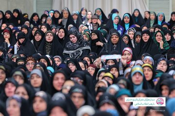 خانواده شهیدان رشید در حضور رهبر انقلاب: تا مژده ظهور امام (عج) خواهیم ایستاد