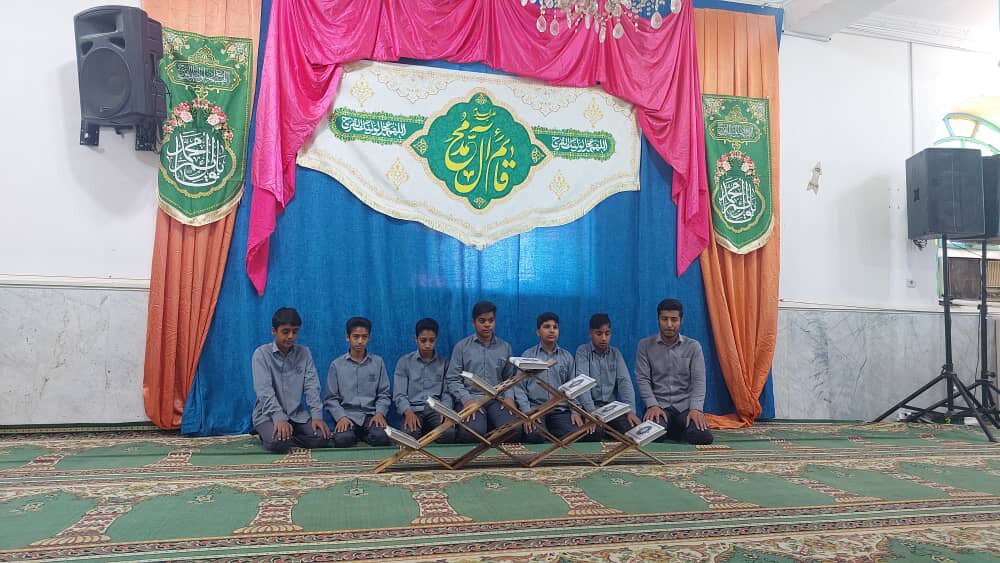 ۹ گروه دانش‌آموزی در مسابقات همخوانی و مدیحه‌سرایی رودان شرکت کردند