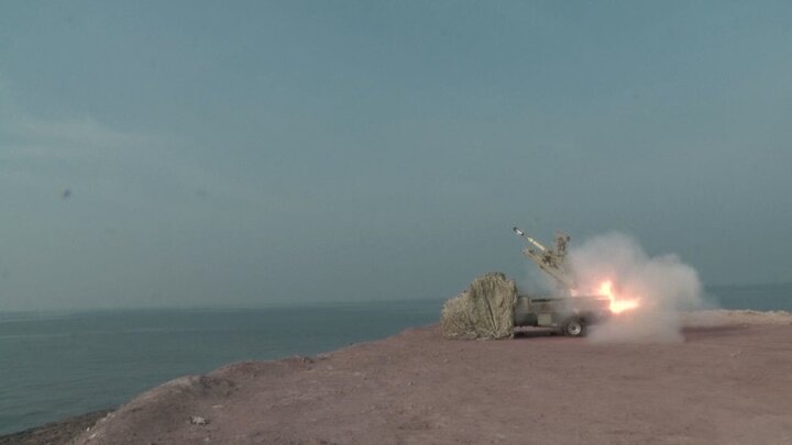 رزمایش اقتدار نیروی دریایی سپاه