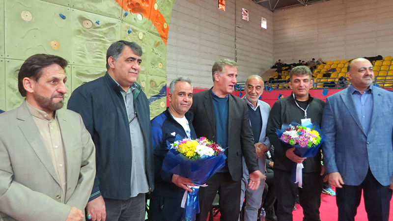 سمنان میزبان رقابت نفس‌گیر ۱۷۰ کشتی‌گیر در جام یادبود حاج‌رضا غیبی و هزاره مناره مسجد جامع