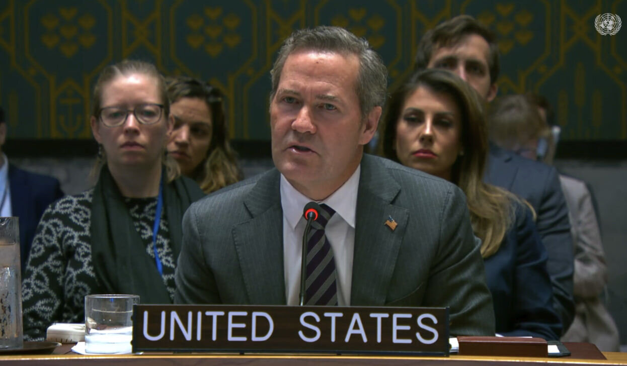 تناقض در مواضع واشنگتن: نماینده ایالات متحده در سازمان ملل درخواست کرد ایران هیچ گونه غنیسازی نداشته باشد. تناقض در مواضع واشنگتن: نماینده ایالات متحده در سازمان ملل درخواست کرد ایران هیچ گونه غنیسازی نداشته باشد.