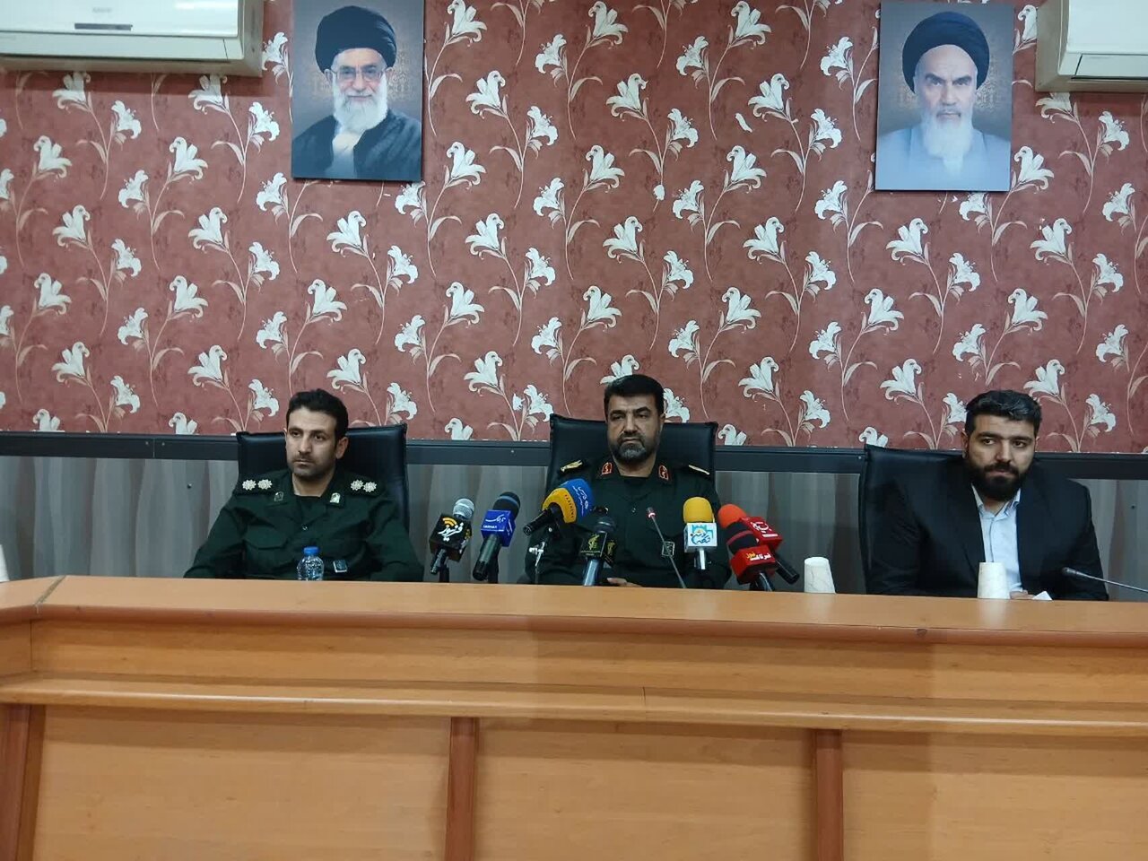 تهدید دشمن دائمی است / آمادگی شبانه‌روزی جوانان ضرورت دارد