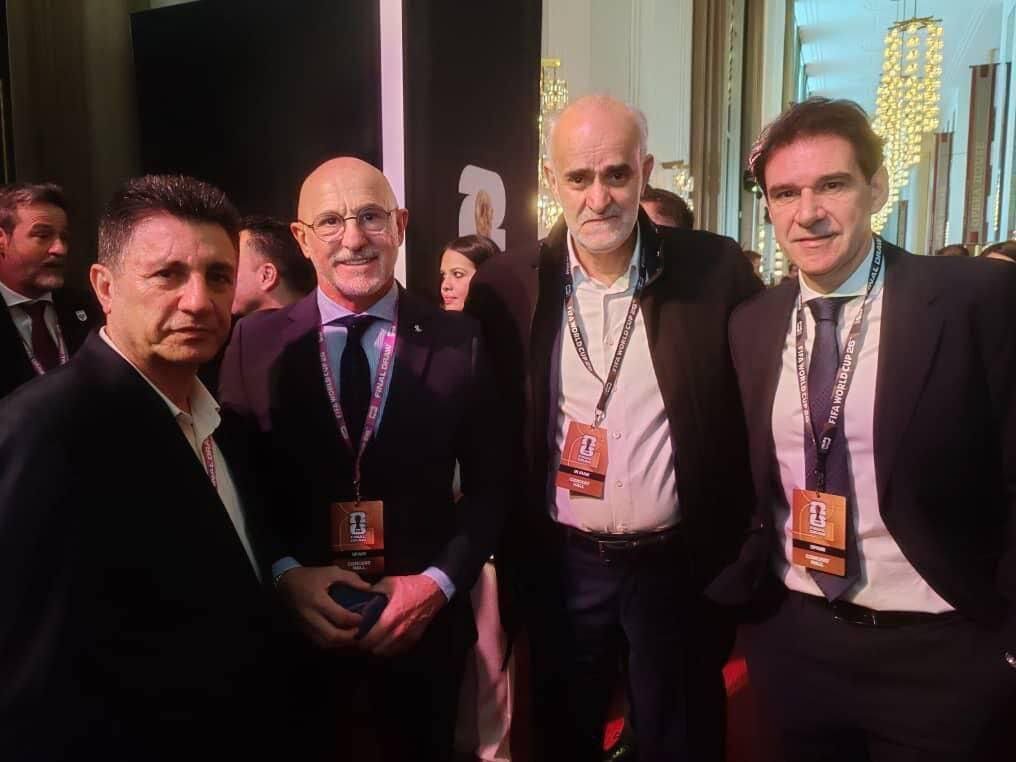 عکس | امیر قلعه‌نویی در کنار سرمربی قهرمان اروپا