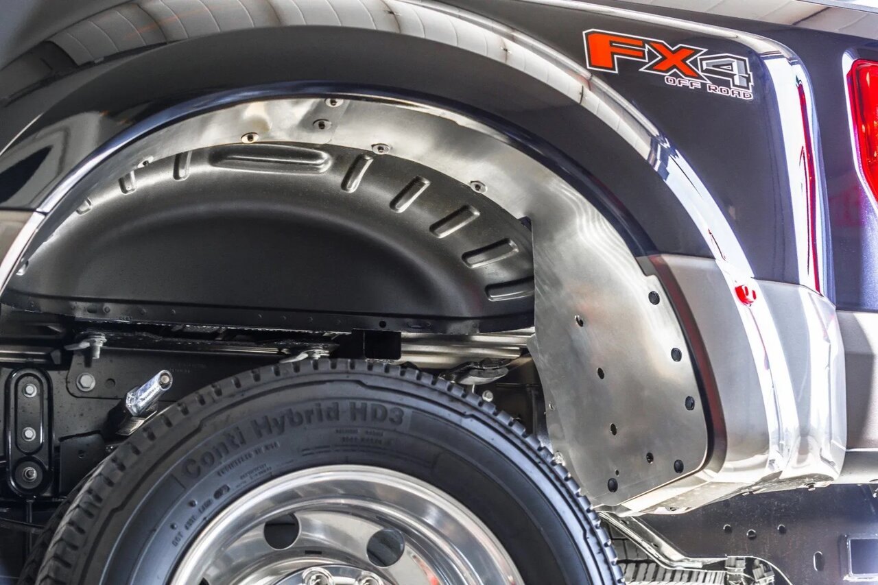 شلگیر ماشین چیست؟ / بررسی قطعه‌ای پنهان با اهمیت بالا