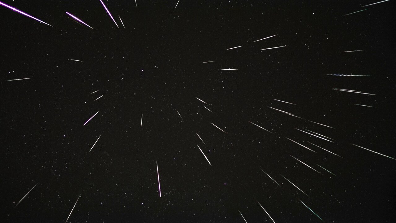 آماده‌باش در آسمان ایران: شب ۲۲ آذر آسمان شهاب‌باران می‌شود