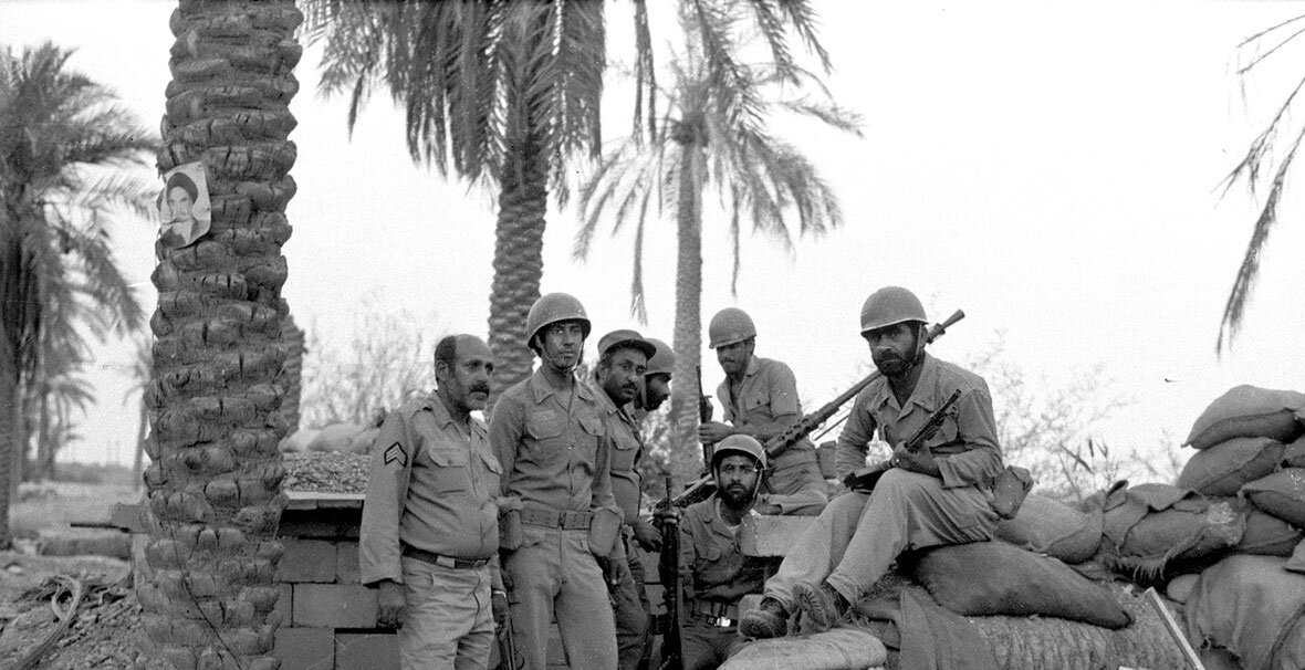 ارتشی که شنیده نشد؛ تضعیف ساختاری و نادیده گرفتن هشدارهای حمله عراق