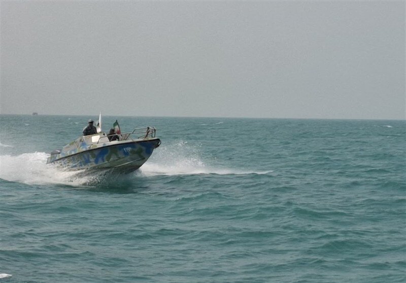 برخورد قایق صیادی با بویه شمالی جزیره لاوان