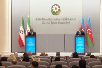 عراقچی: درباره اتفاقاتی که در جنگ 12 روزه گذشت با وزیر خارجه آذربایجان گفتگو کردم / ما نباید اجازه دهیم که هیچ طرف دیگری رابطه ما را خراب کند