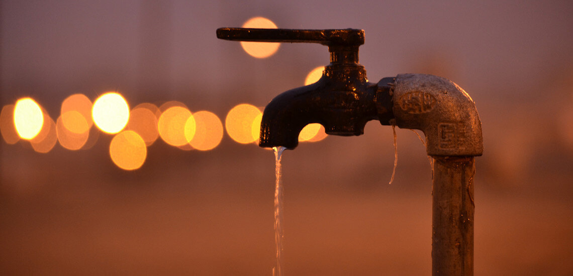 وزیر اسبق نیرو: بحران آب، مسئلهای «سهل و ممتنع»/ انتقال آب و شیرینسازی، جای اصلاح الگوی کشت را نمیگیرد/ بستن شیر آب و تغییر سردوش کافی نیست