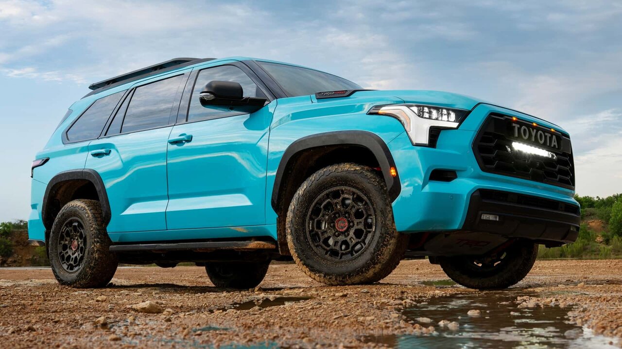 رنگ‌های محبوب سال ۲۰۲۵ در صنعت خودروسازی