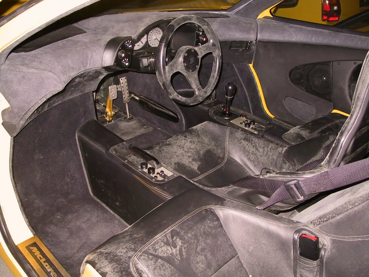 خودروی ۳ هزار میلیاردی در همسایگی ایران فروخته شد