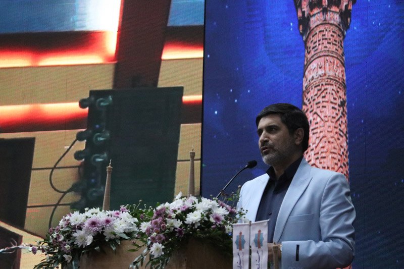 «منارهای که هزار سال ایستاد؛ شهری که در دل من وطن شد»