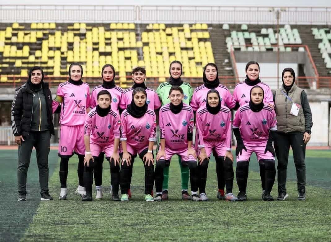 نبرد حساس لیگ دسته یک فوتبال بانوان؛ استقلال برد و صعود کرد حسنزاده ارومیه باخت اما امیدوار است