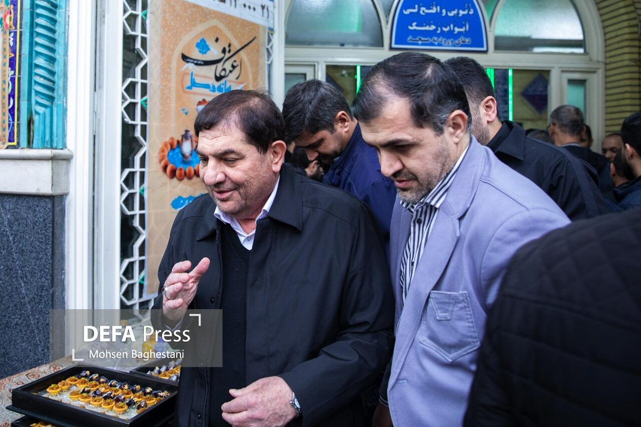 فرماندهان سپاه در مراسم ترحیم پدر حسین طائب/ حداد عادل و مخبر هم بودند + عکس