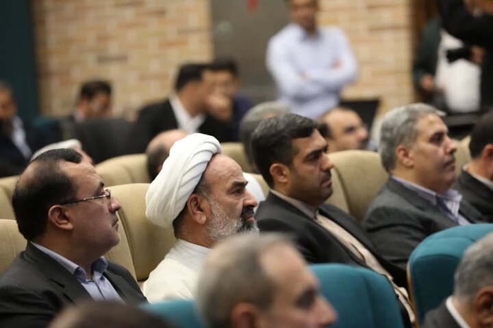 برگزاری نشست شورای اداری استان یزد به ریاست وزیر کشور