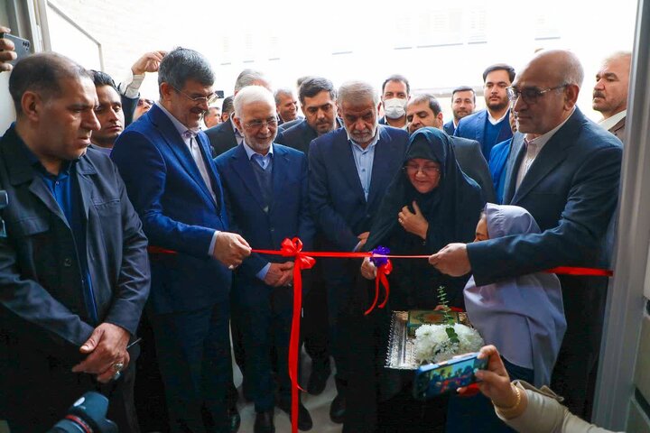 افتتاح مدرسه ابتدایی ۱۸ کلاسه شهید منگلی با حضور وزیر کشور