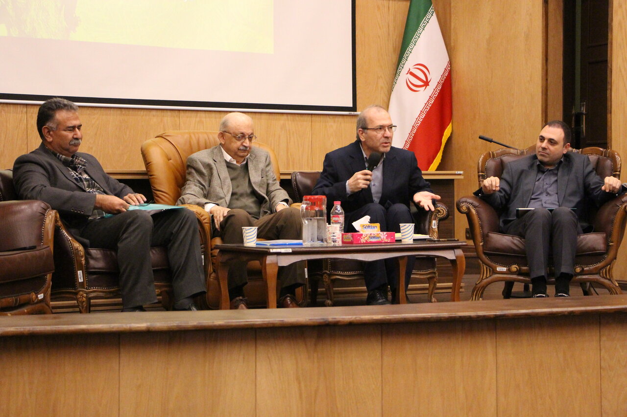 در جستجوی راه سوم؛ مرور انتقادی بر بحران حقوق بشر ایران در سمپوزیوم دانشگاه تهران