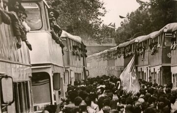 ۵۰ هزار تهرانی راهی جنگ شدند؛ آذر ۱۳۶۴ +گزارش تصویری