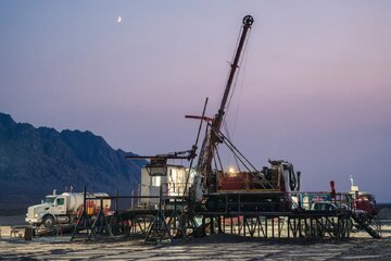 هوش مصنوعی، بزرگ‌ترین «گنج پنهان» انرژی پاک را بعد از ۳۰ سال کشف کرد!