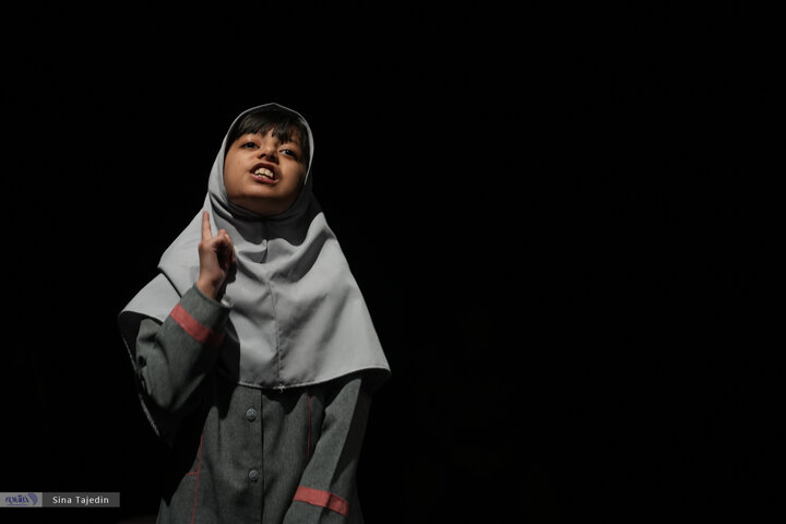 تئاتر دشمن خدا