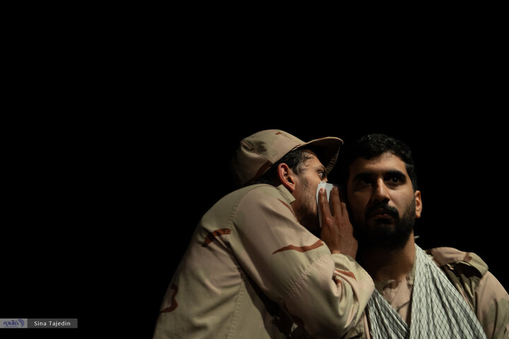 تئاتر دشمن خدا