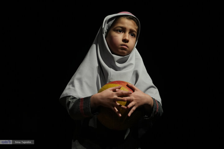 تئاتر دشمن خدا