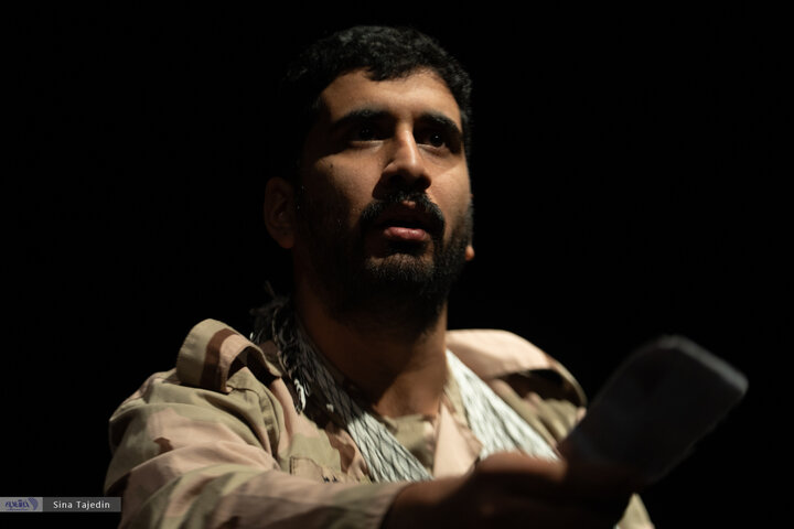 تئاتر دشمن خدا